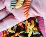 Foto del paso 2 de la receta: Ensalada de 10 ingredientes esenciales básicos de la cocina italiana + postre de otros 3 ing ❤️ 🇮🇹 🤌🏼