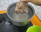 Foto langkah ke 2 dari resep Kuah Bakso Sapi Suka-Suka #dapurelbeweek13.