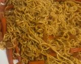 صورة لخطوة 3 من وصفة إندومي😋
