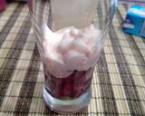 Foto langkah ke 3 dari resep Es Buah Naga Susu Yogurt.