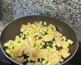 Foto del paso 2 de la receta: Pollo con calabacín