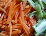 Foto langkah ke 1 dari resep Bihun Goreng ala Endah.
