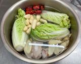 娃娃菜蒜頭排骨湯(簡單料理)的食譜步驟3照片