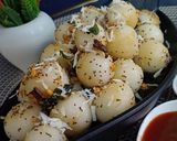 चावल के आटे की बॉल्स(chawal ke aate ki balls recipe in hindi) रेसिपी चरण 2 फोटो
