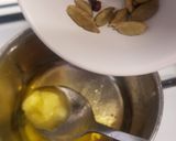 A picture of step 2 of Sweet rice with semolina.