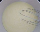 Foto langkah ke 3 dari resep Eclair Cake.