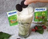 Foto langkah ke 4 dari resep Mulberry Oreo Creamy Matcha.
