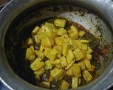 A picture of step 7 of Spinach and pumpkin curry.