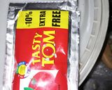 A picture of step 1 of Sachet tomato stew.