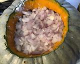 Une image de l'étape 4 de Purée de courge bernettine à la brousse corse,oignon de roscoff et persil.