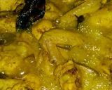 Foto langkah ke 7 dari resep Ayam goreng bumbu kuning.