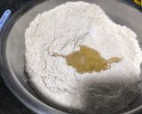 Foto del paso 2 de la receta: Pizza 🍕casera con masa de harina de avena en sartén 🍳