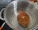A picture of step 1 of Fish puttu.
