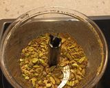 Foto del paso 1 de la receta: Salmón con corteza de Pistacho-Dijon