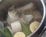 Foto del passaggio 1 della ricetta Trippa con peperono rosso, cipolla, pomidoro, aglio,ceci, prezz