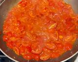 Foto del passaggio 3 della ricetta Tortiglioni alla ricciola in due consistenze e liquirizia
