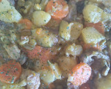 Foto del paso 3 de la receta: Estofado de pavo con verduras🧡💛💚