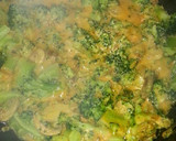 Foto del paso 4 de la receta: Penne con brócoli en salsa de cúrcuma