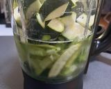 A picture of step 2 of Green vegetable soup.