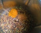 A picture of step 1 of Green chilli pickles.