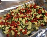 Une image de l'étape 6 de Filets de julienne au thym frais, courgette et poivron rouge.