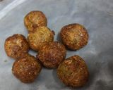 A picture of step 6 of Chinese noddles with manchurian kofta😋.