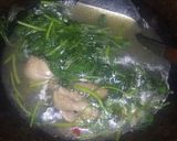Foto langkah ke 2 dari resep Sayur bayam plus ayam berkuah.