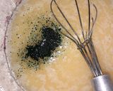 A picture of step 3 of Green Velvet Cupcakes.