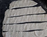 Foto del paso 4 de la receta: Cuernitos (pan con grasa)