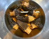 羊肚菌燉雞湯的食譜步驟2照片