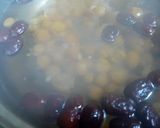 Hình bước làm 1 của món Chè táo tàu hạt chia