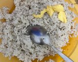 Foto langkah ke 2 dari resep Onigiri Isi Tumis Tuna.