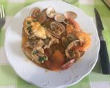 Foto del paso 5 de la receta Cazuela de rape con almejas y langostinos