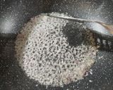 Foto langkah ke 8 dari resep Nasi Goreng Telur (Egg Fried Rice), bahan simple.