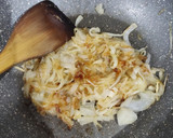 Foto del paso 4 de la receta: Bacalao Skrei con Mantequilla de Miso al limón y Cebolla caramelizada