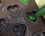 A picture of step 3 of Matcha chocolate for Valentine's Day 2019.