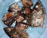 Foto langkah ke 2 dari resep Ikan cakalang sayur santan.