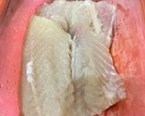Foto langkah ke 1 dari resep Steam ikan saus Hongkong.