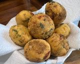 A picture of step 3 of Gato Pima - Mauritian Chilli Cakes.