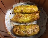 A picture of step 3 of Pork and Fish Paste Rolls.
