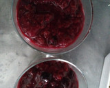 Foto del paso 3 de la receta: Postre en Vaso Frutos Rojos, Crumble frutos Secos y Crema Blanca