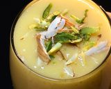 A picture of step 3 of Mango Shake.