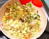 Foto langkah ke 6 dari resep Mie goreng telur MPASI 12 bulan +.