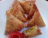 A picture of step 6 of Rice Samosas.