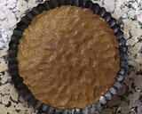 Foto del paso 1 de la receta: Tarta de crema pastelera y fresas (base pie de miel)