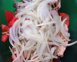 Foto del paso 1 de la receta: Ensalada de Caballa con Limón  Tomate y Cebolla