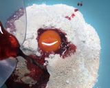 Foto langkah ke 1 dari resep Donat Crispy Red Velvet.