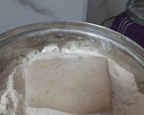 A picture of step 7 of Cheesy pizza sauce paratha.