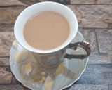 A picture of step 2 of Dodh wali chai.