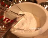 A picture of step 2 of Red Bean Mugwort Rice Cakes.